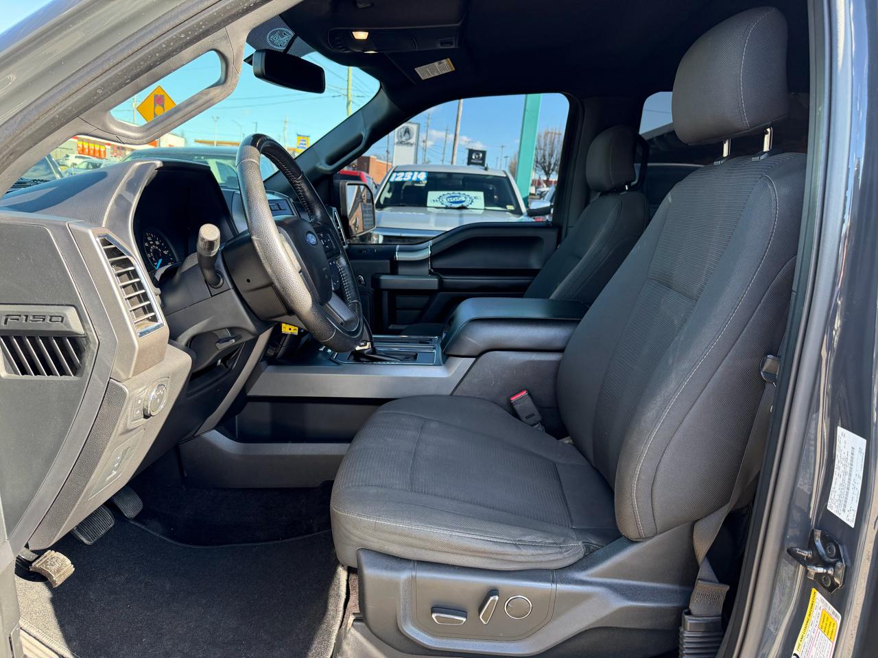 Ford F-150 XLT SuperCrew 5.5-ft. Bed 4WD 2016