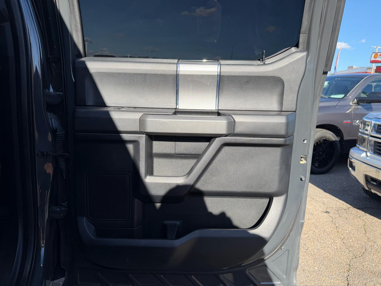 Ford F-150 XLT SuperCrew 5.5-ft. Bed 4WD 2016