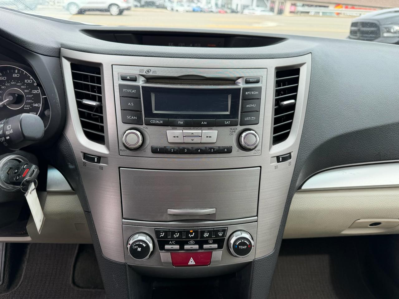 Subaru Outback 2.5i Premium 2012