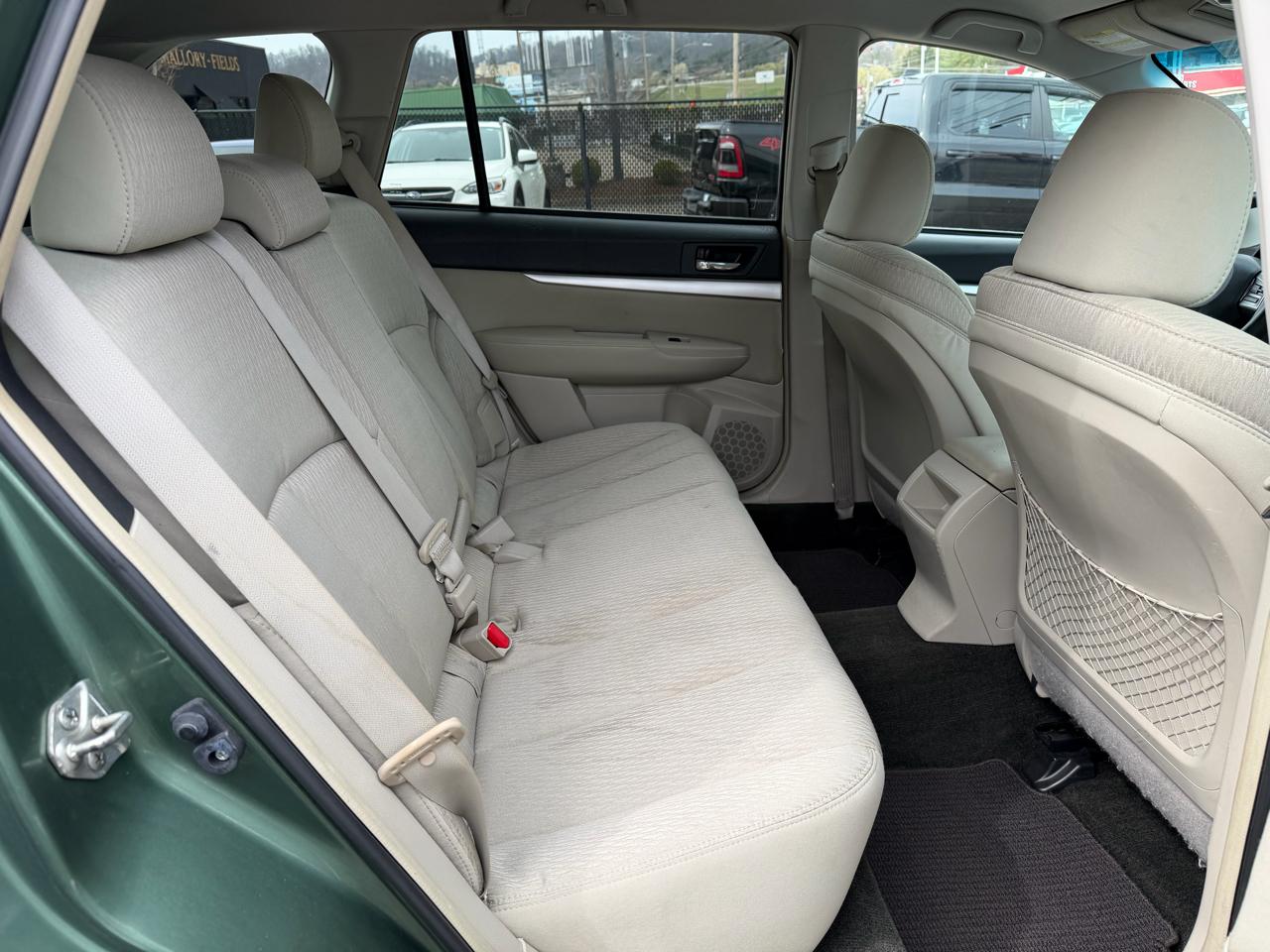 Subaru Outback 2.5i Premium 2012