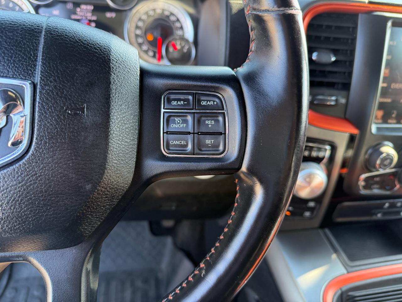 RAM 1500 Sport Crew Cab SWB 4WD 2017