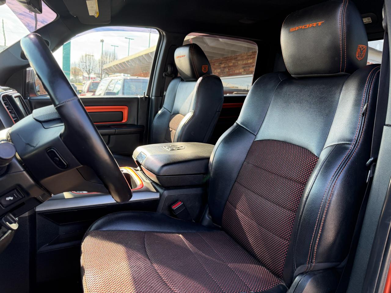 RAM 1500 Sport Crew Cab SWB 4WD 2017