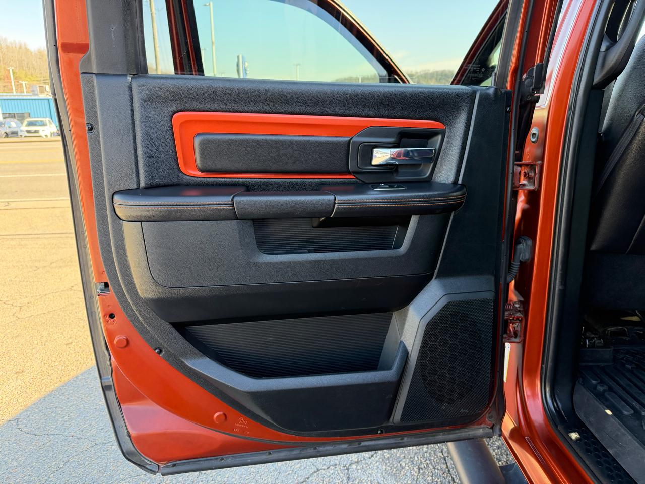 RAM 1500 Sport Crew Cab SWB 4WD 2017