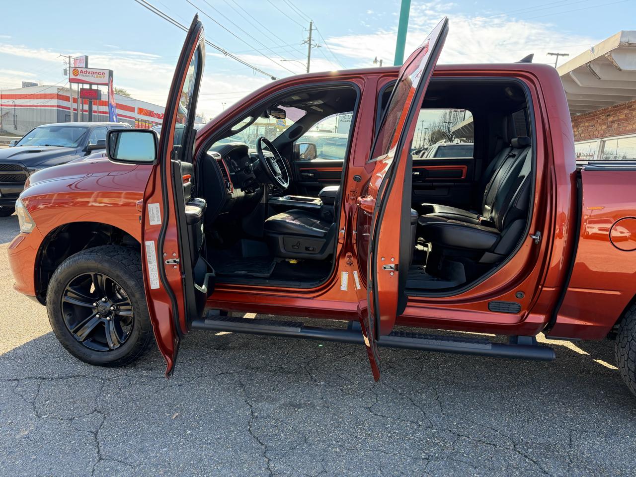 RAM 1500 Sport Crew Cab SWB 4WD 2017
