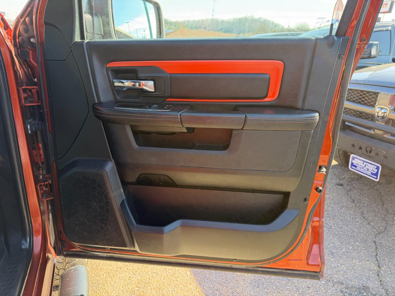 RAM 1500 Sport Crew Cab SWB 4WD 2017