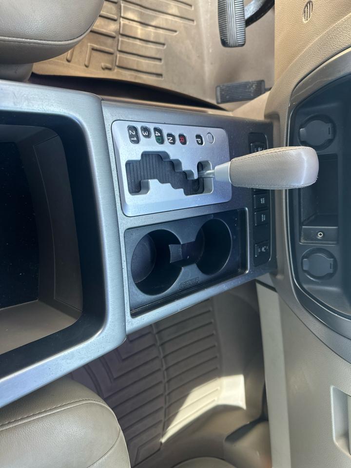 Nissan Armada 4x4 Platinum 2011