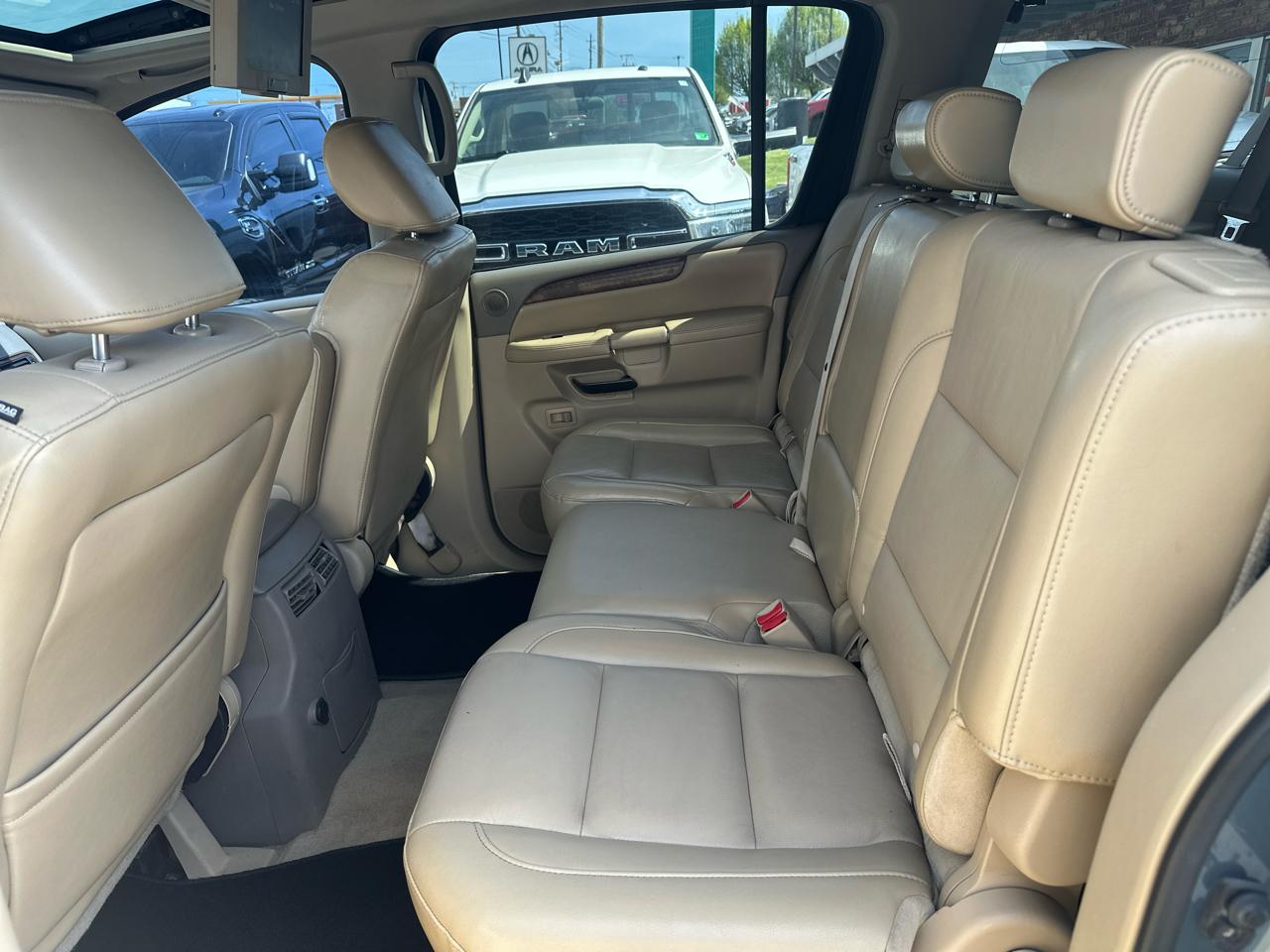 Nissan Armada 4x4 Platinum 2011