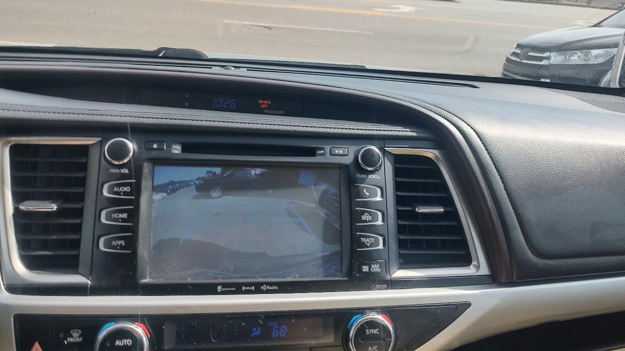 Toyota Highlander XLE AWD V6 2016