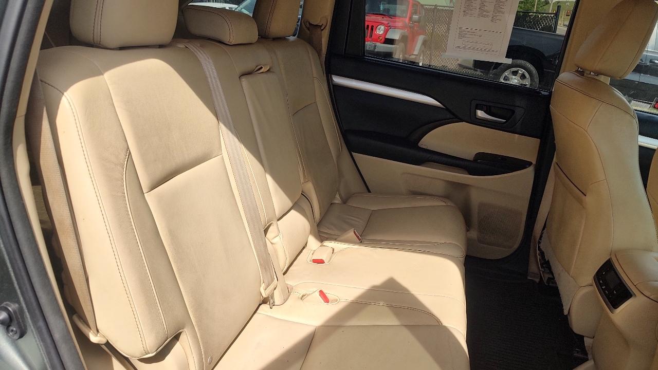 Toyota Highlander XLE AWD V6 2016