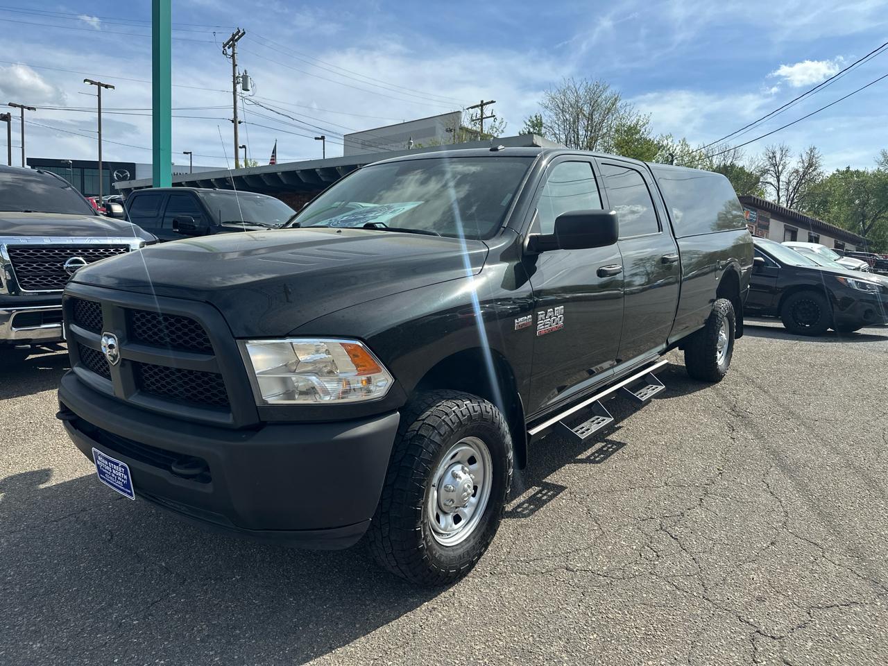 RAM 2500 Tradesman Crew Cab LWB 4WD 2016