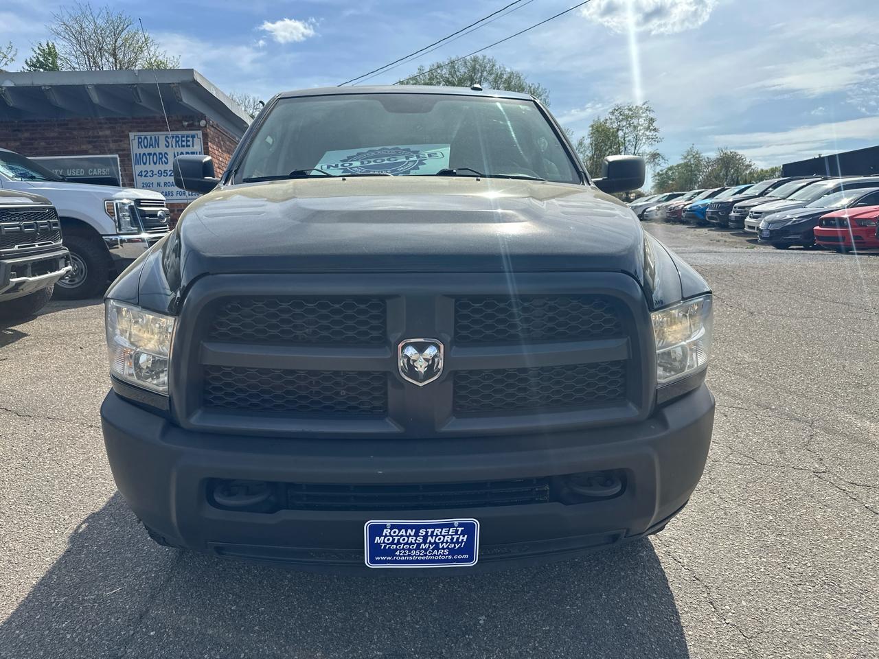 RAM 2500 Tradesman Crew Cab LWB 4WD 2016
