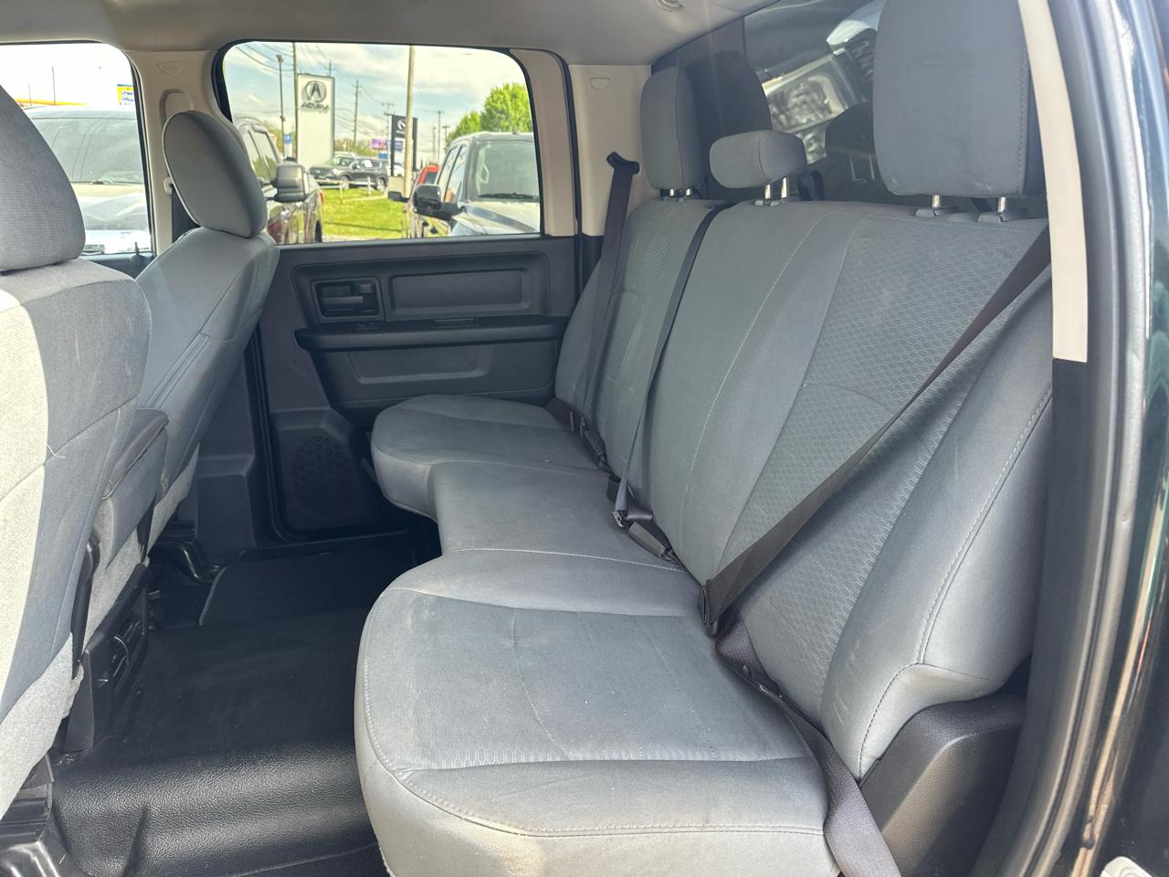 RAM 2500 Tradesman Crew Cab LWB 4WD 2016