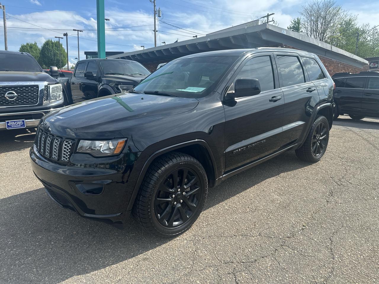 Jeep Grand Cherokee Laredo 4WD 2018
