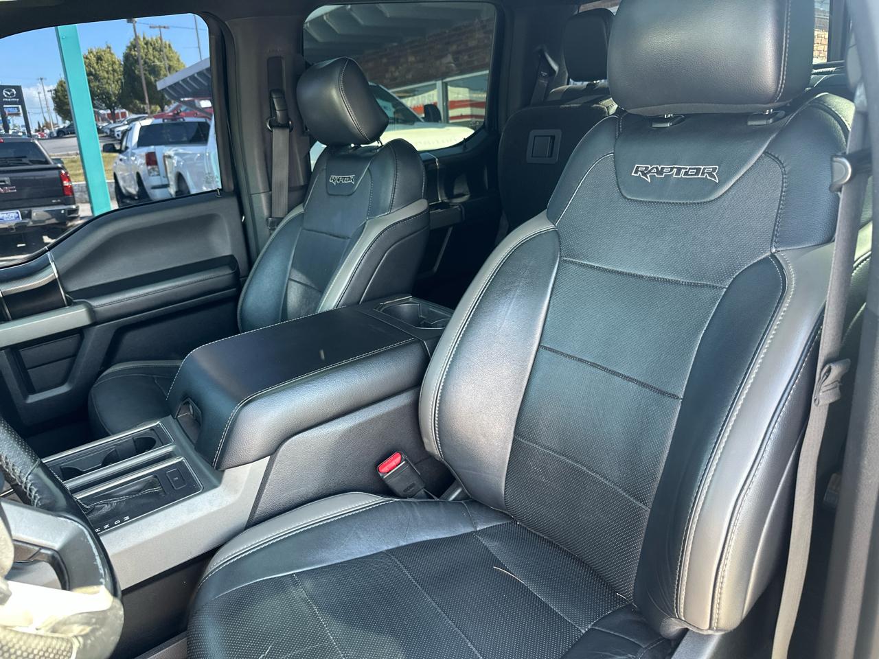 Ford F-150 Raptor SuperCrew 4WD 2017