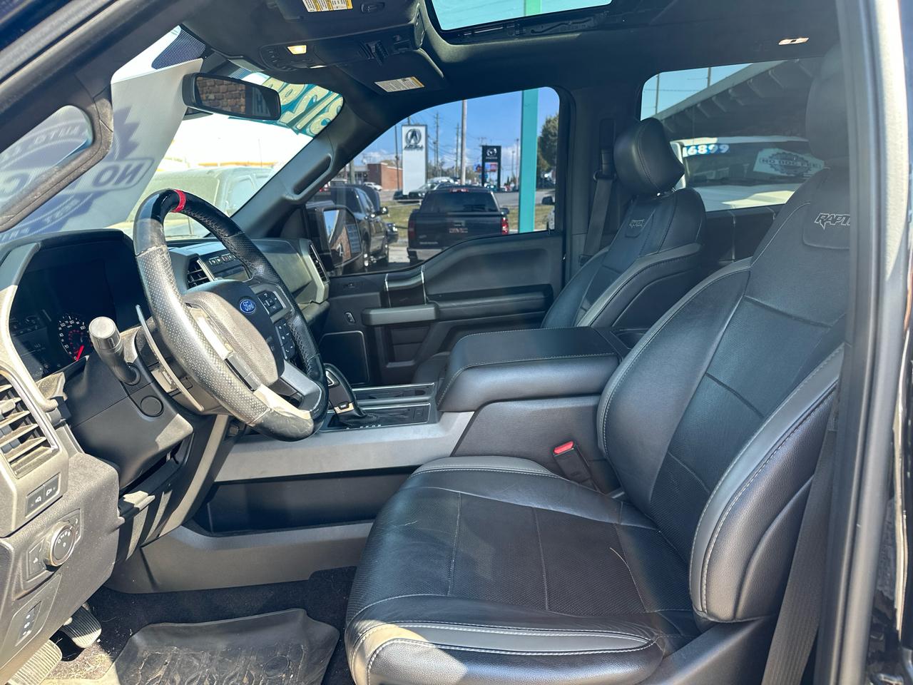 Ford F-150 Raptor SuperCrew 4WD 2017