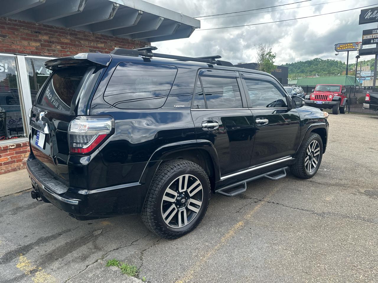 Toyota 4Runner SR5 4WD 2014