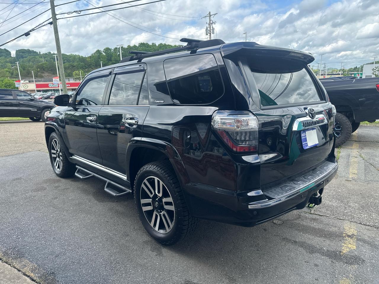 Toyota 4Runner SR5 4WD 2014