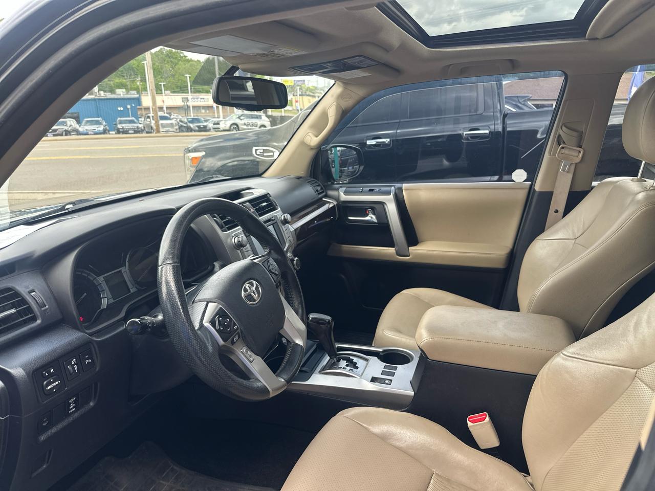 Toyota 4Runner SR5 4WD 2014