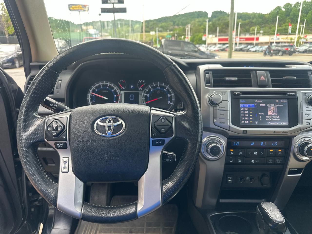 Toyota 4Runner SR5 4WD 2014