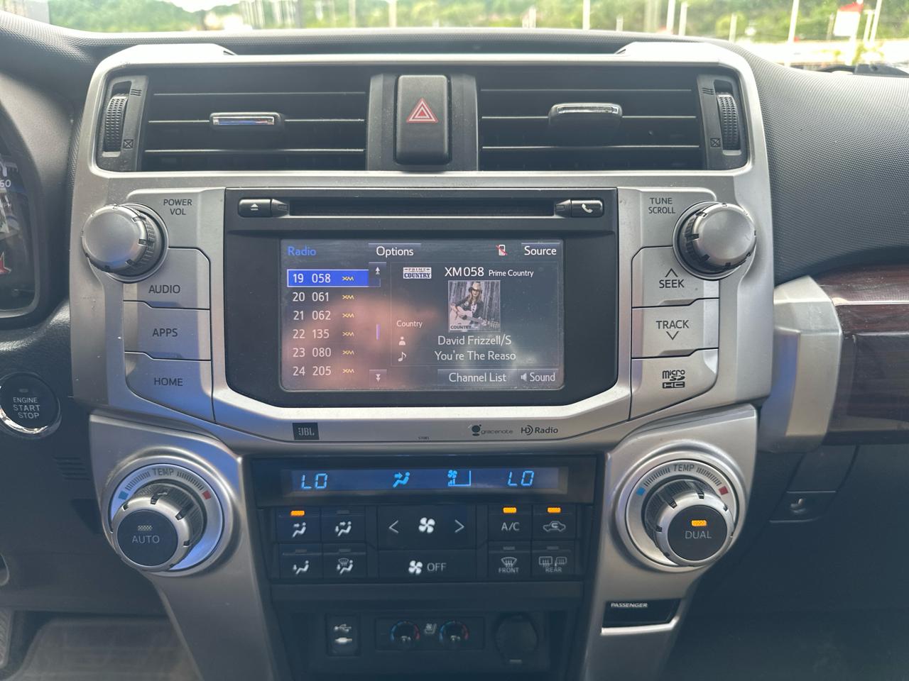 Toyota 4Runner SR5 4WD 2014