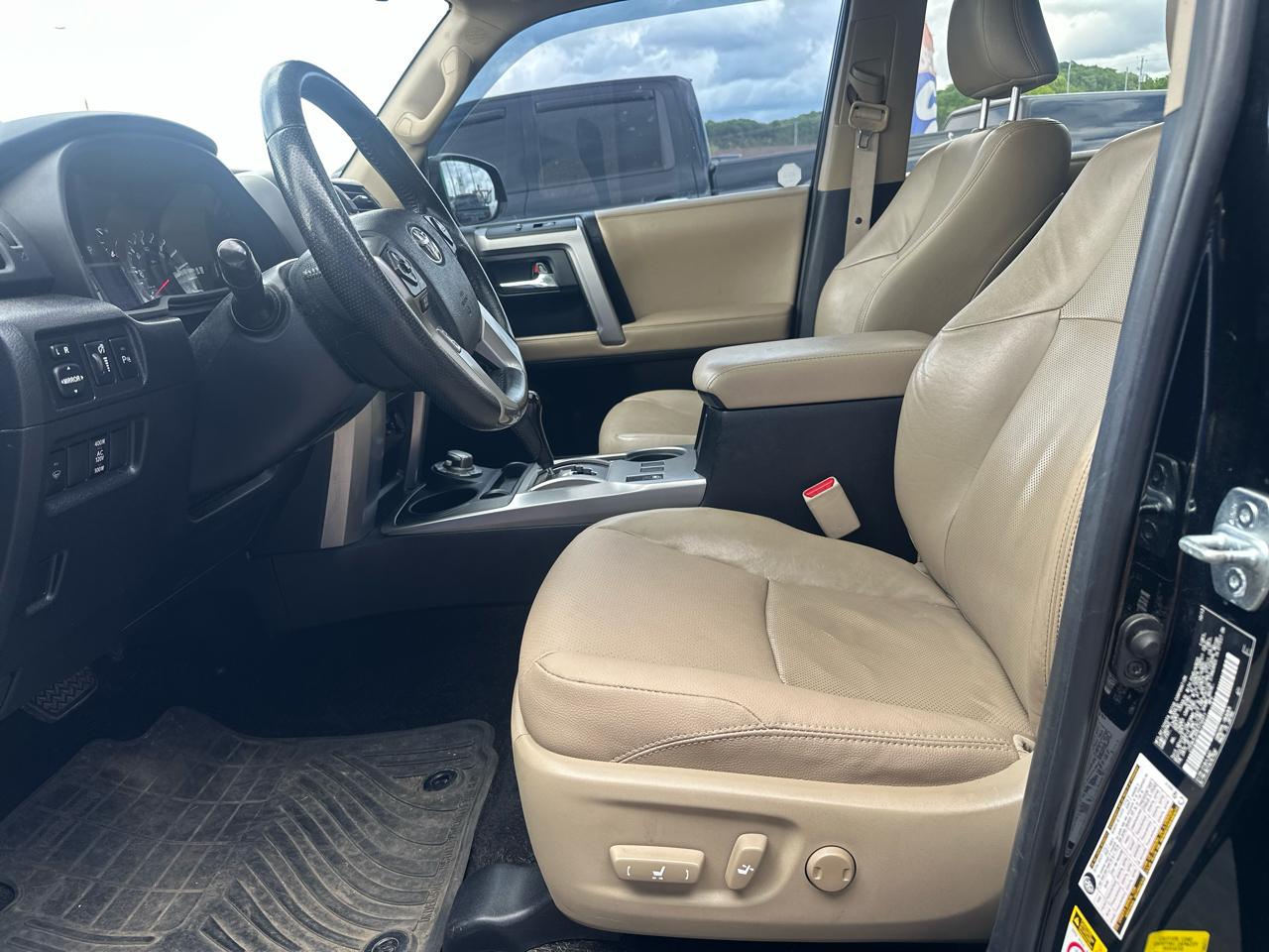 Toyota 4Runner SR5 4WD 2014