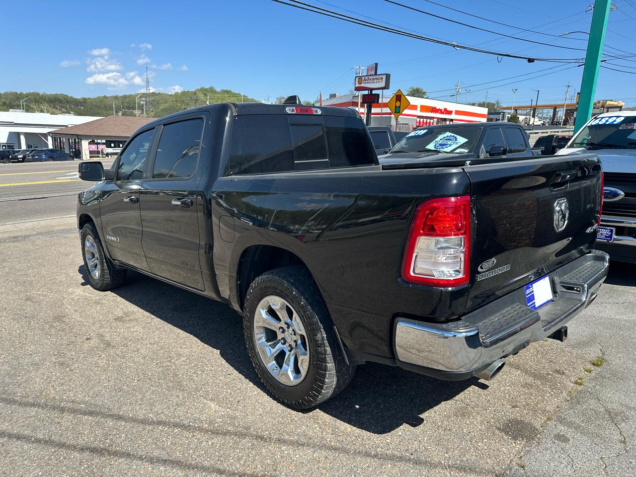 RAM 1500 Big Horn Crew Cab SWB 4WD 2020
