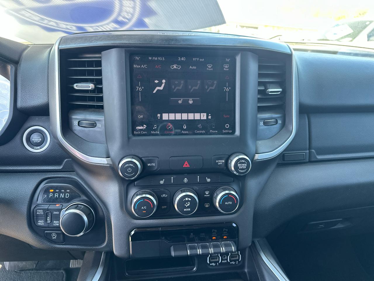RAM 1500 Big Horn Crew Cab SWB 4WD 2020
