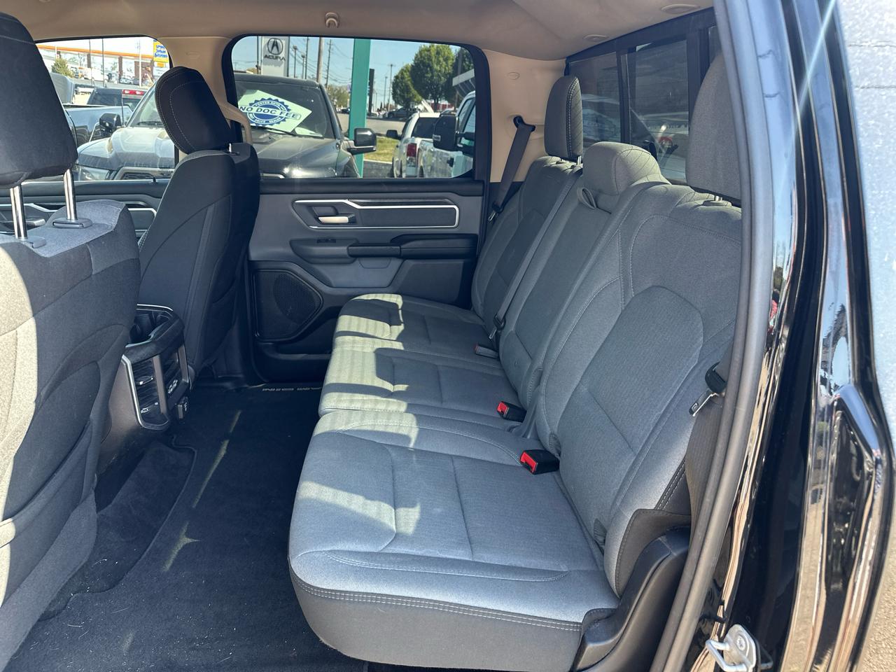 RAM 1500 Big Horn Crew Cab SWB 4WD 2020