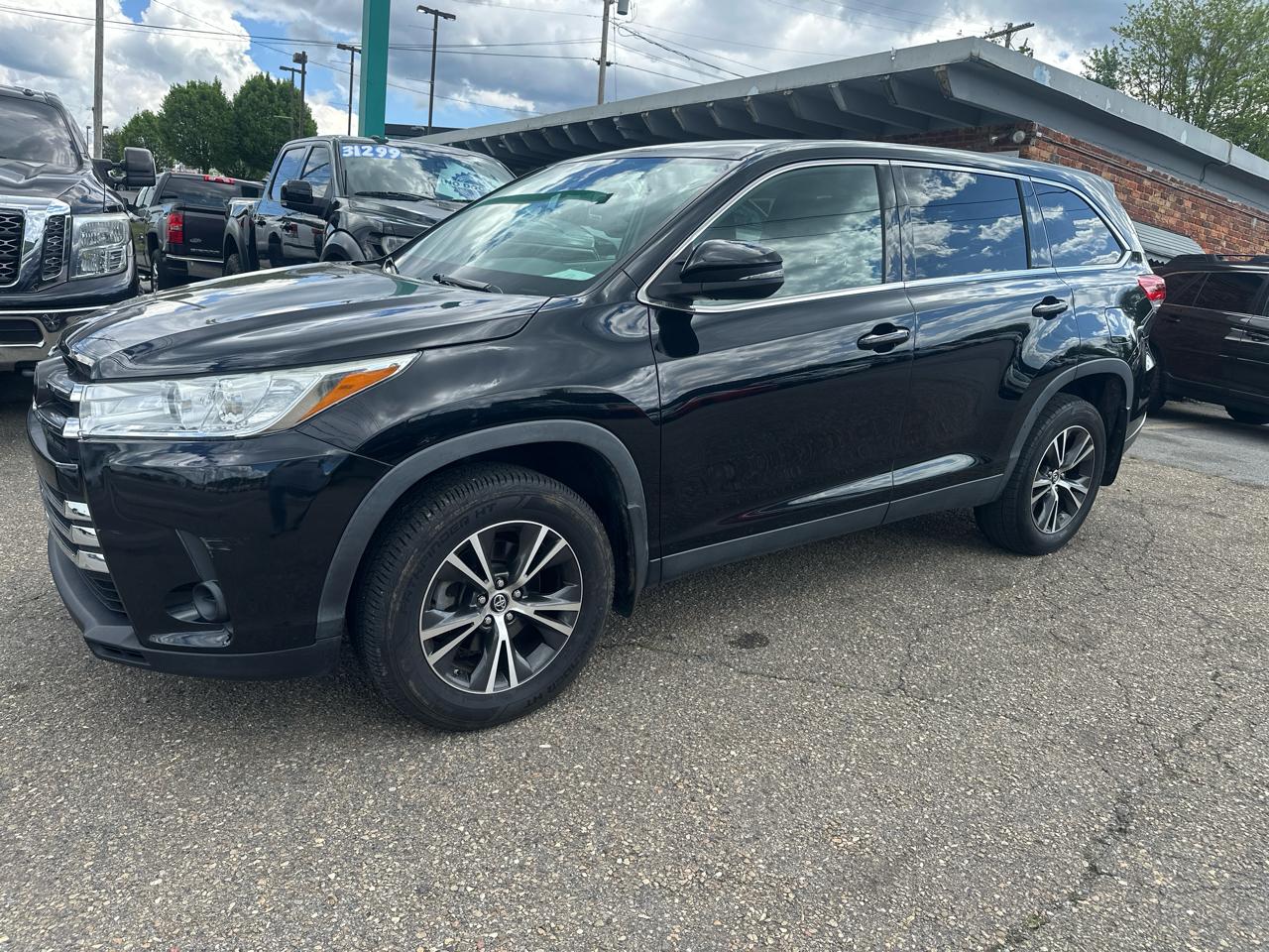 Toyota Highlander LE Plus AWD V6 2019