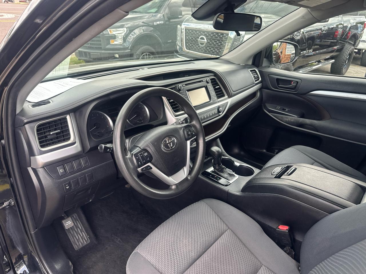 Toyota Highlander LE Plus AWD V6 2019