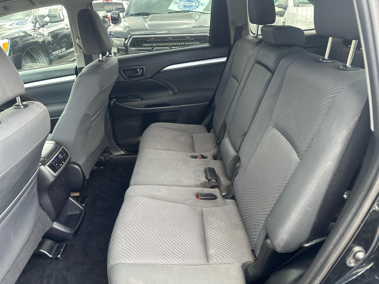 Toyota Highlander LE Plus AWD V6 2019
