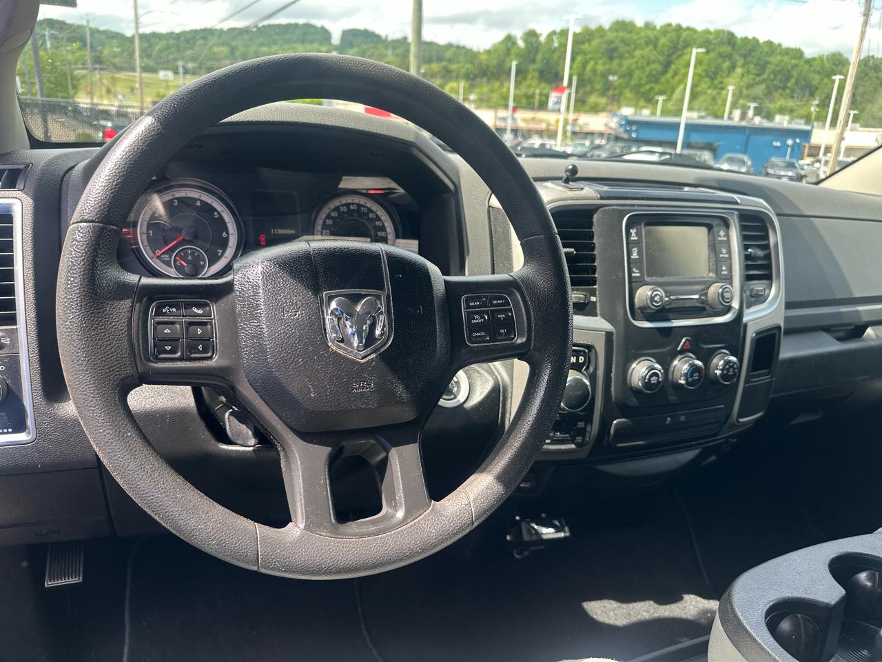 RAM 1500 Classic Tradesman Crew Cab LWB 4WD 2019