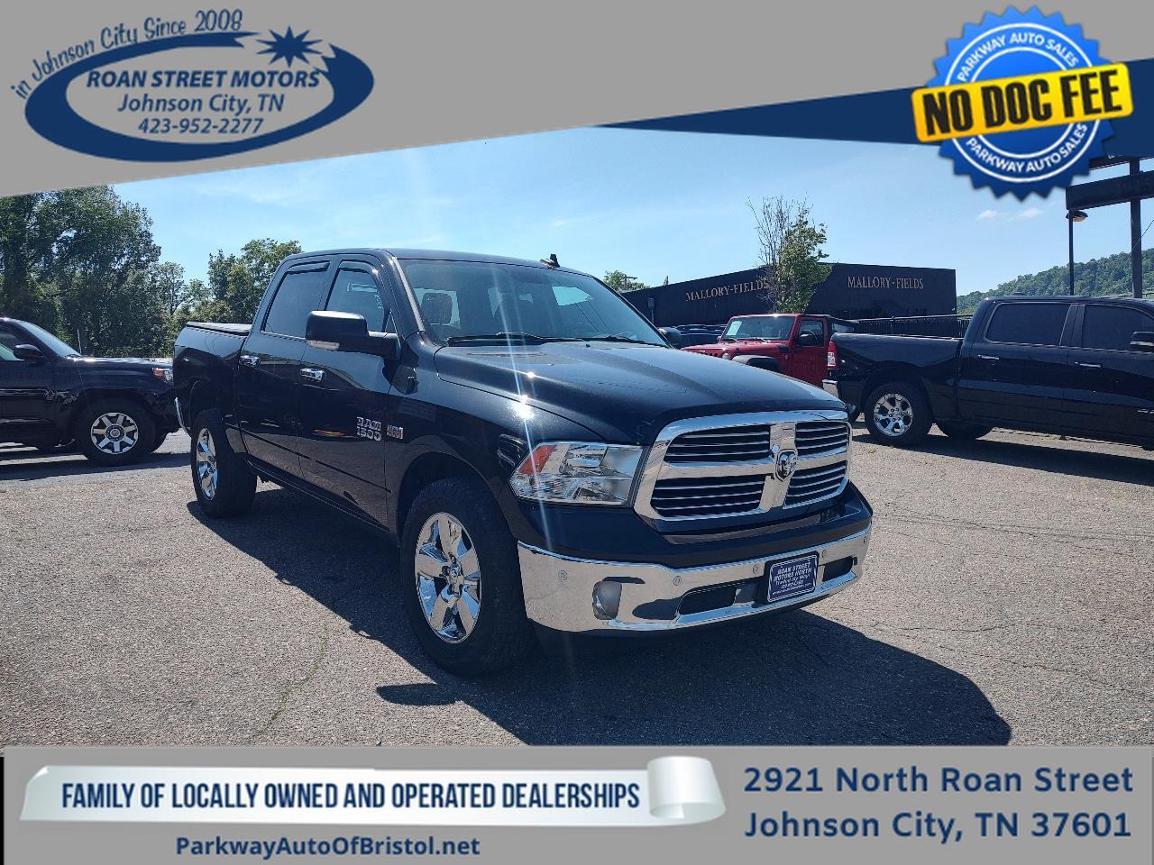 2016 RAM 1500 SLT Crew Cab SWB 4WD