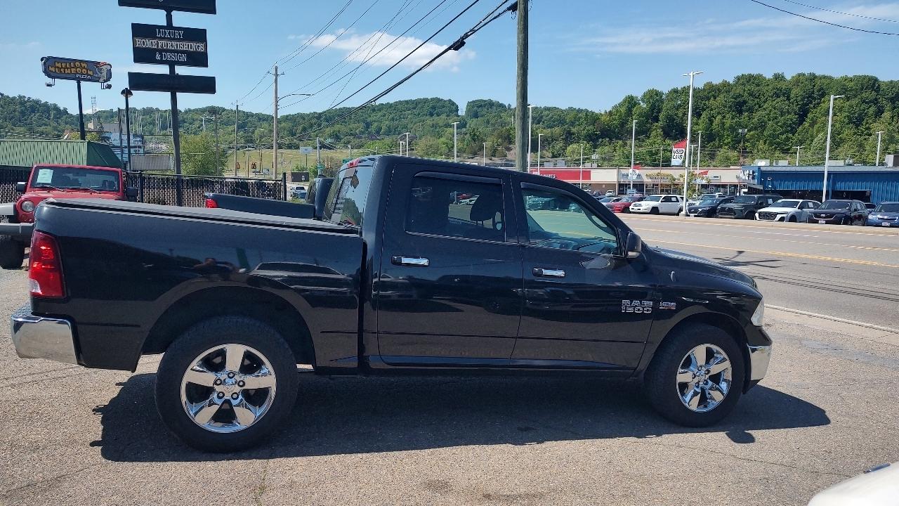 RAM 1500 SLT Crew Cab SWB 4WD 2016
