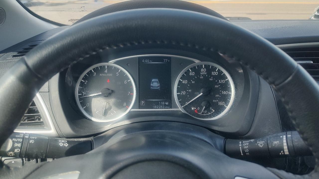 Nissan Sentra SR TURBO CVT 2017