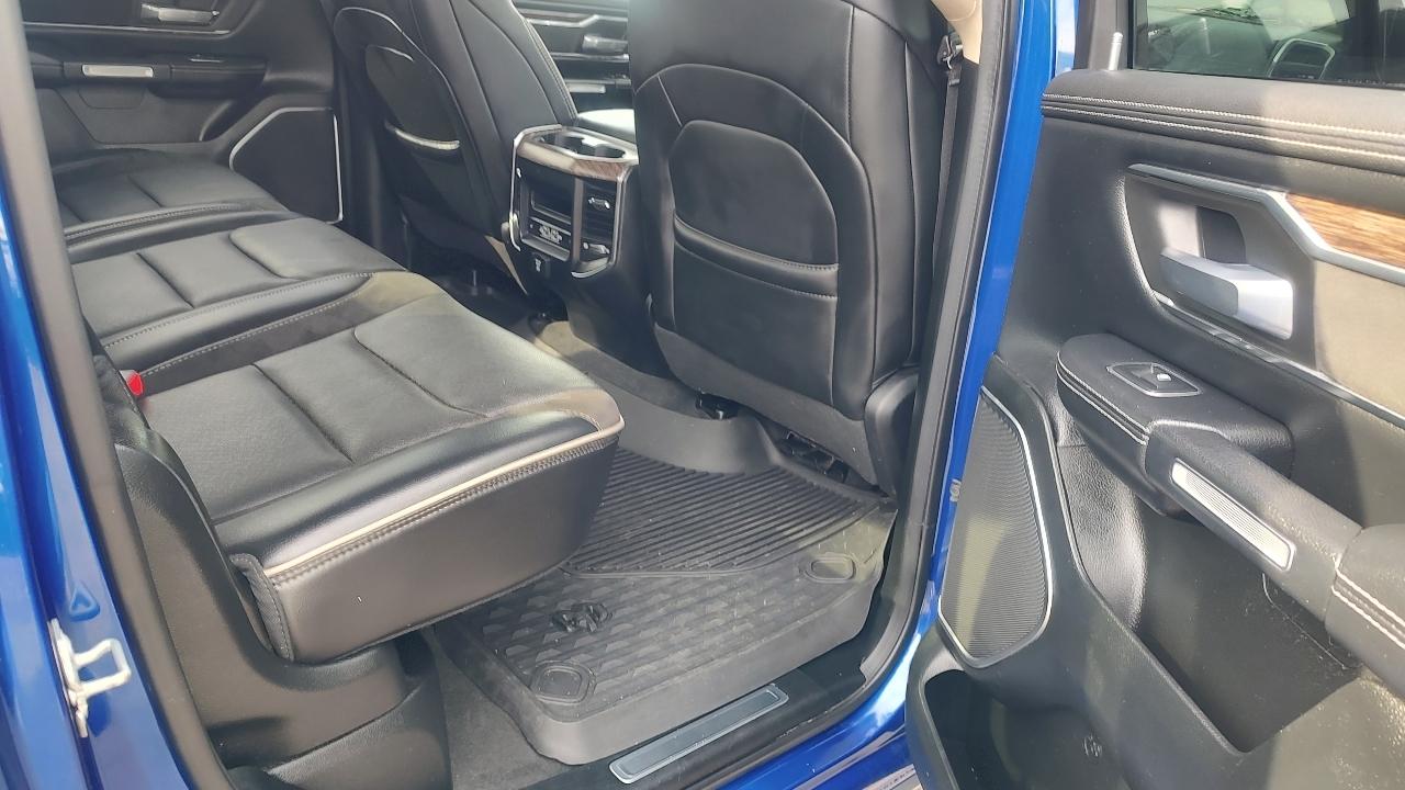 RAM 1500 Laramie Crew Cab SWB 4WD 2019