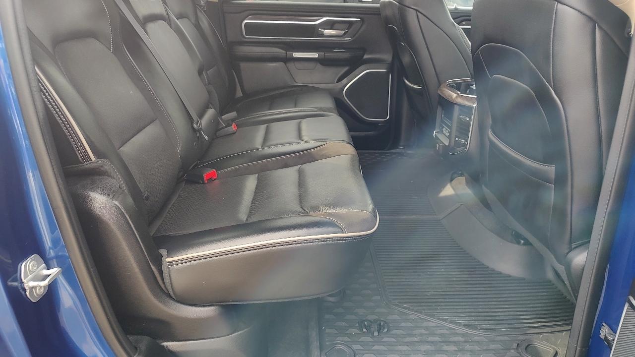 RAM 1500 Laramie Crew Cab SWB 4WD 2019