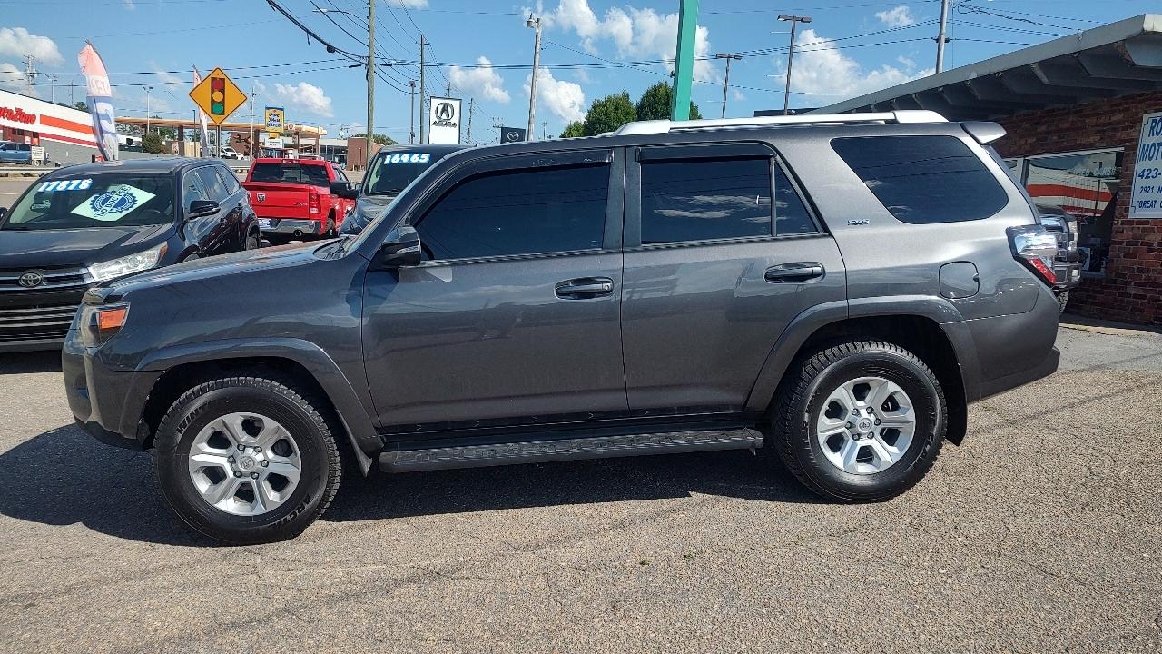 Toyota 4Runner SR5 4WD 2018