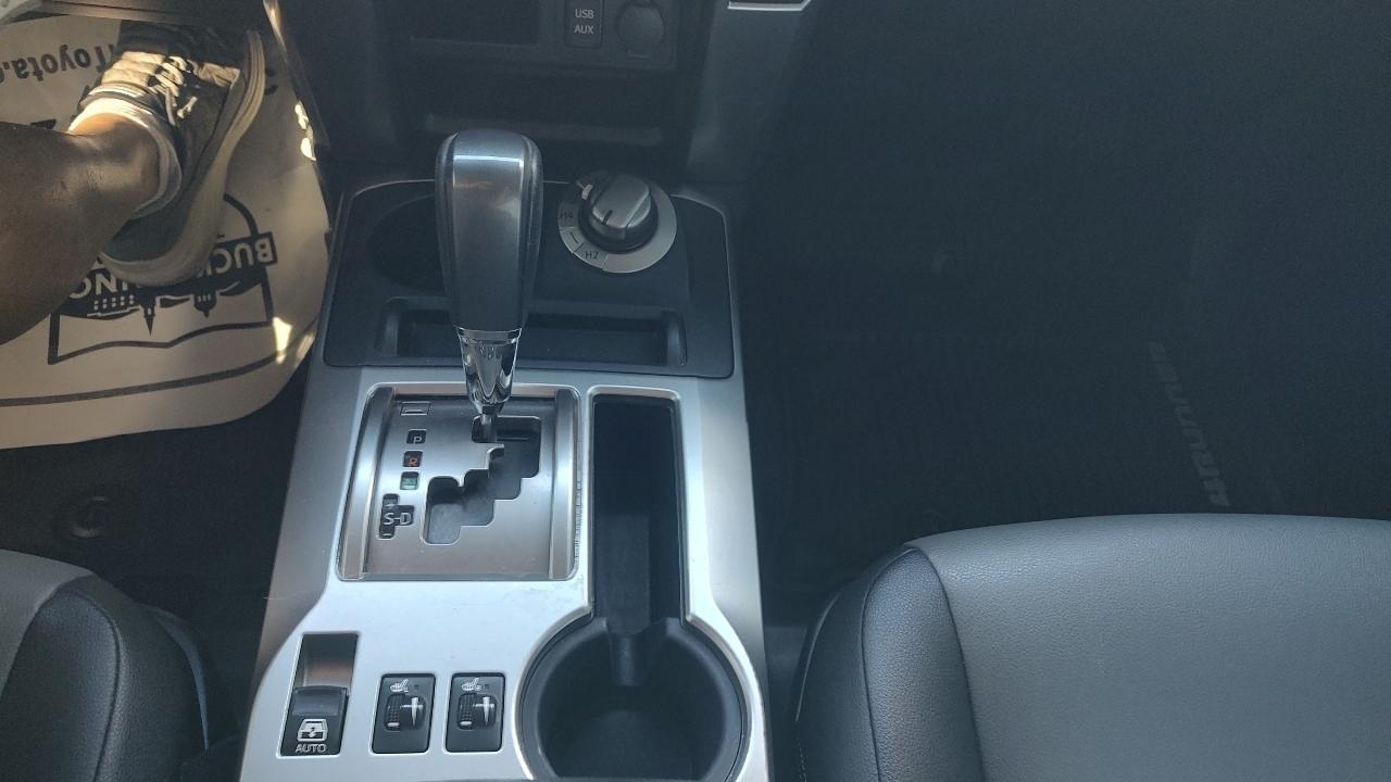 Toyota 4Runner SR5 4WD 2018