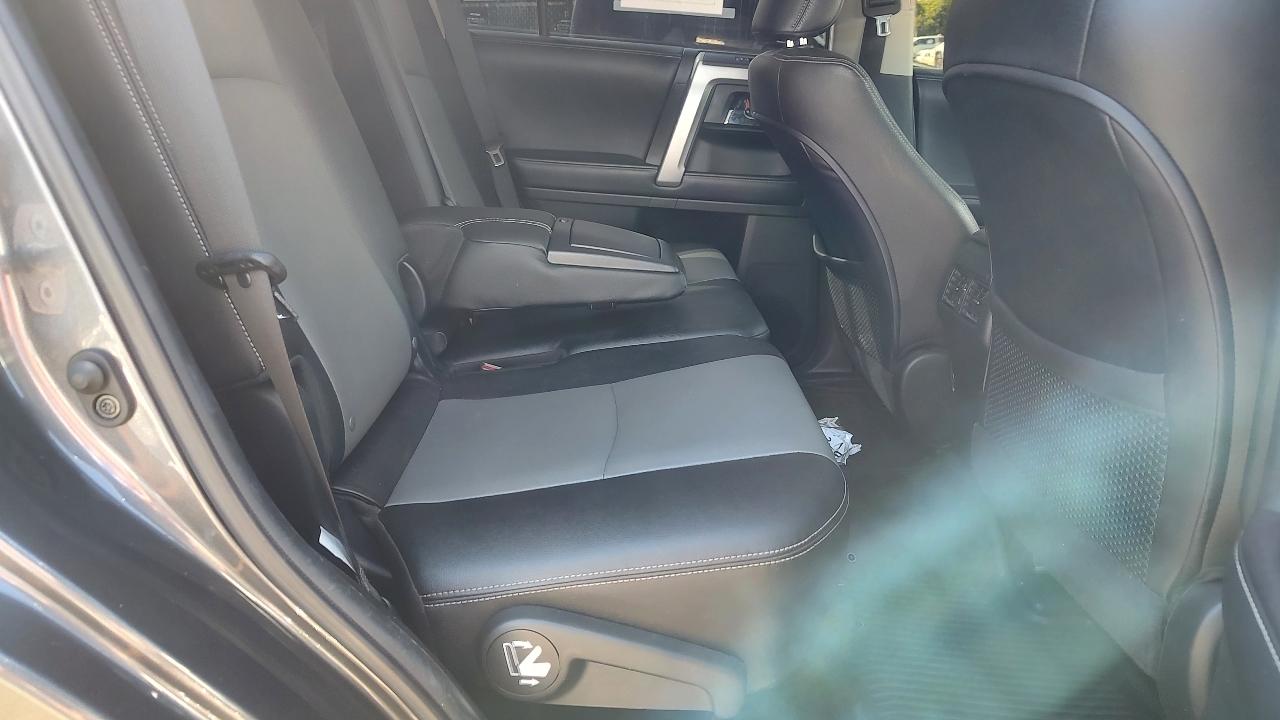 Toyota 4Runner SR5 4WD 2018