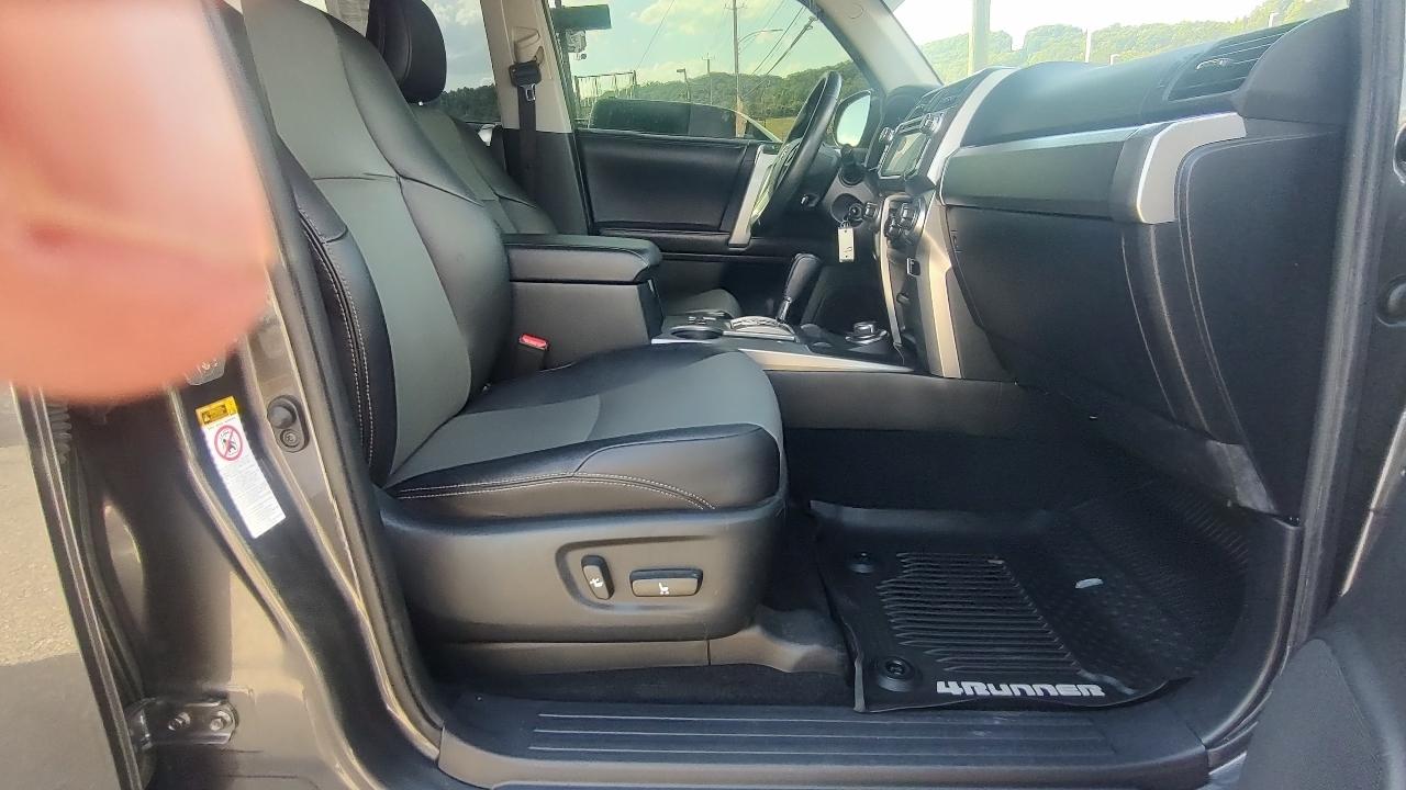 Toyota 4Runner SR5 4WD 2018