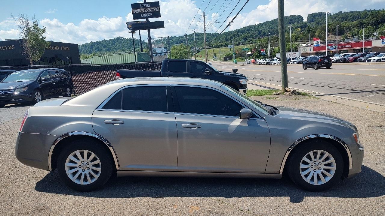 Chrysler 300 RWD 2014