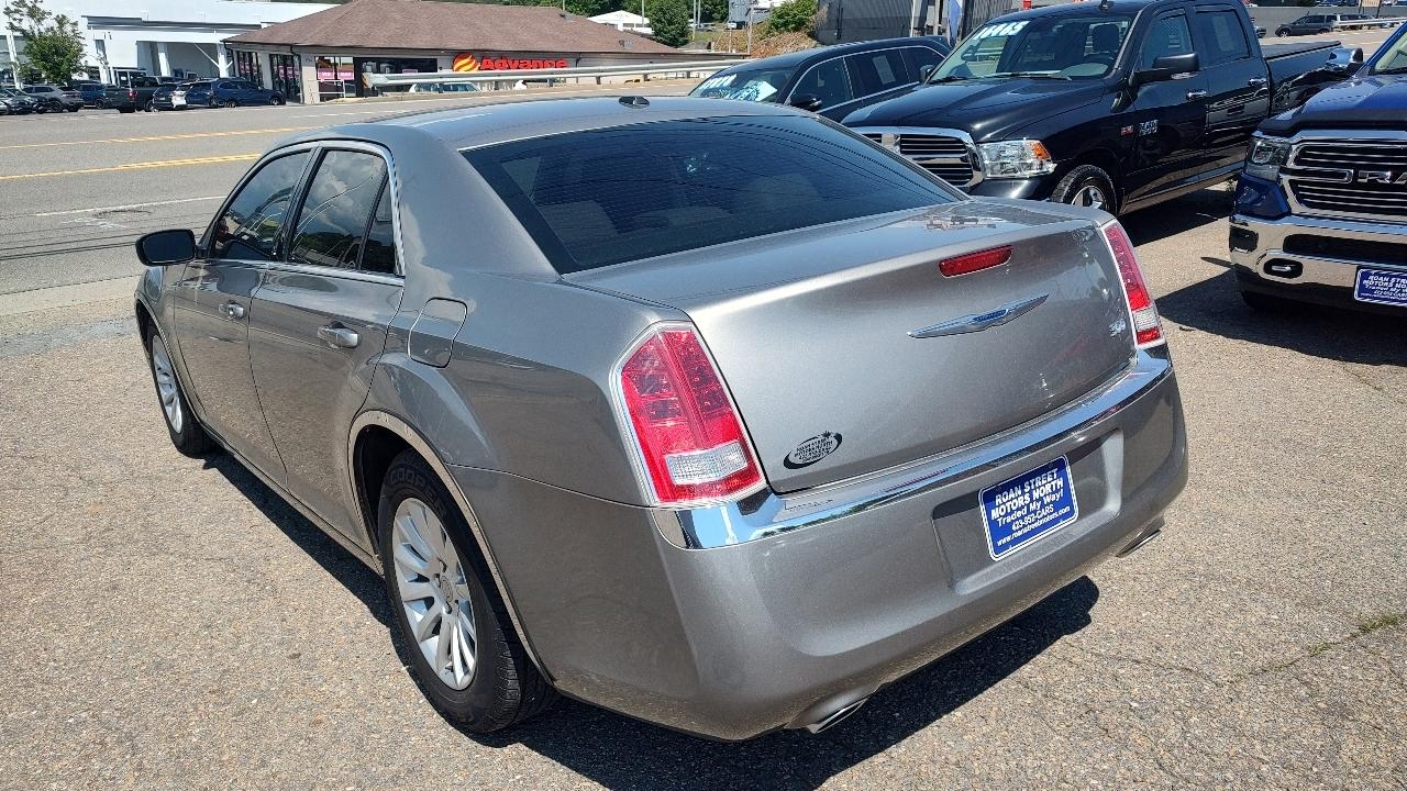 Chrysler 300 RWD 2014
