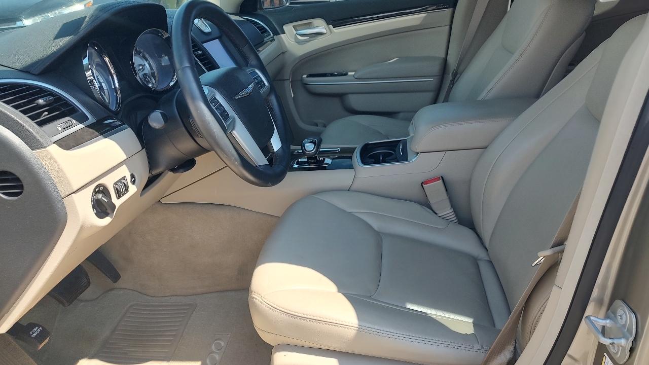 Chrysler 300 RWD 2014