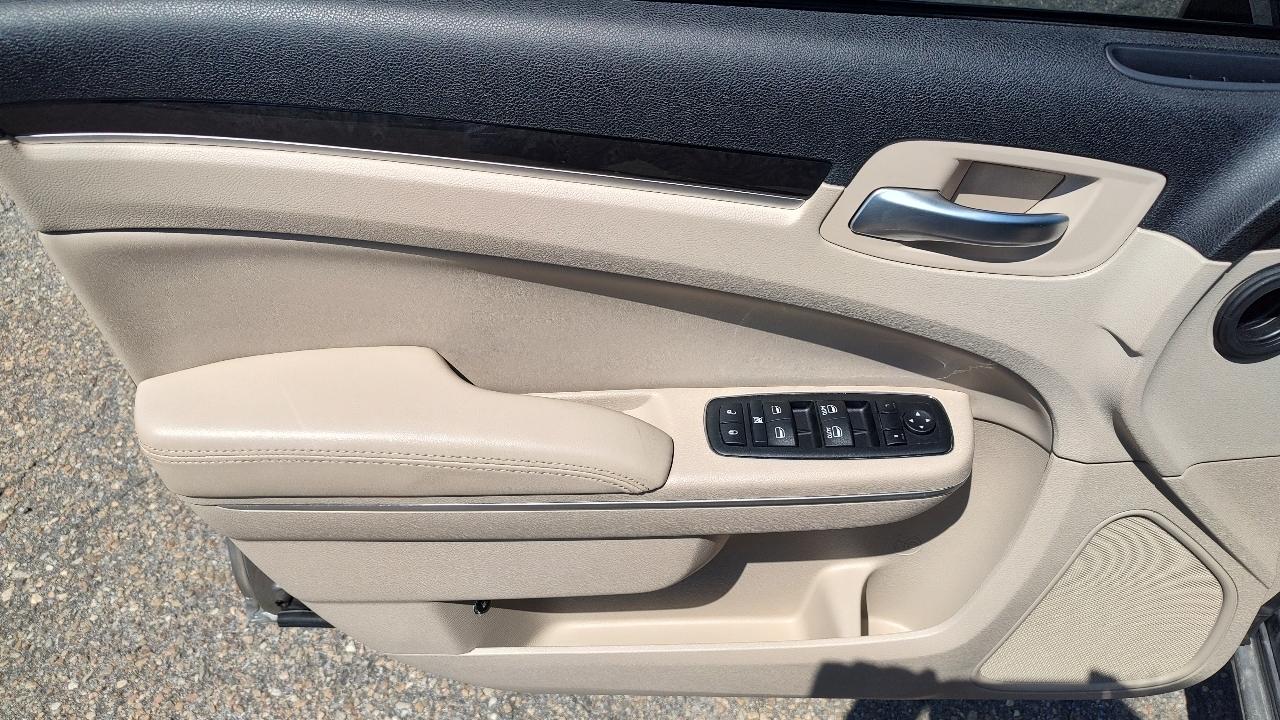 Chrysler 300 RWD 2014