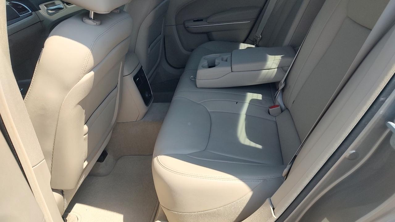 Chrysler 300 RWD 2014
