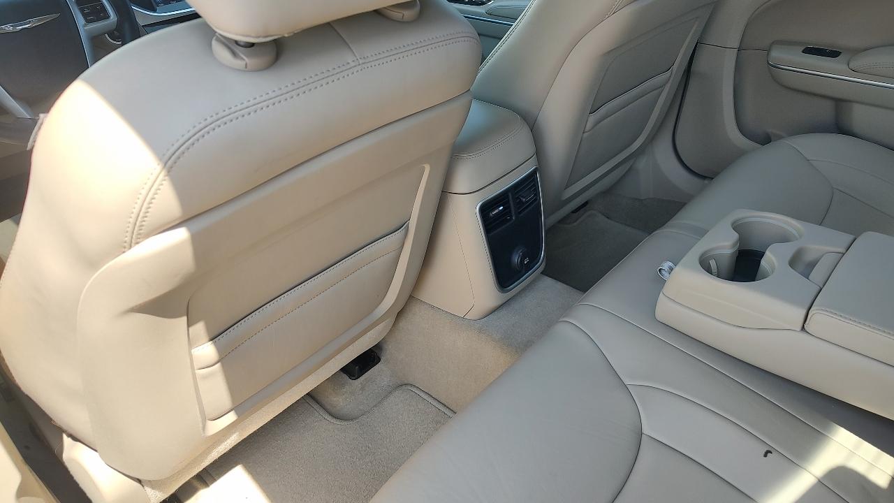 Chrysler 300 RWD 2014