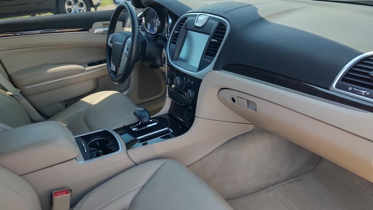 Chrysler 300 RWD 2014
