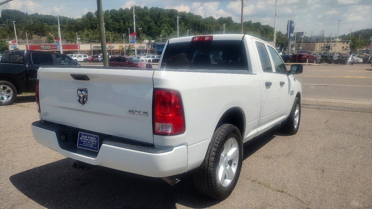 RAM 1500 Tradesman Quad Cab 4WD 2015