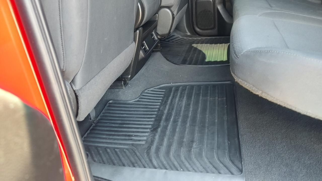 Chevrolet Silverado 2500HD Custom Crew Cab Long Box 4WD 2022